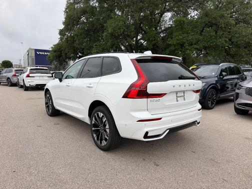 Crystal White 2026 Volvo XC60 B5 Plus