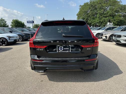 2025 Volvo XC60 B5 Ultra