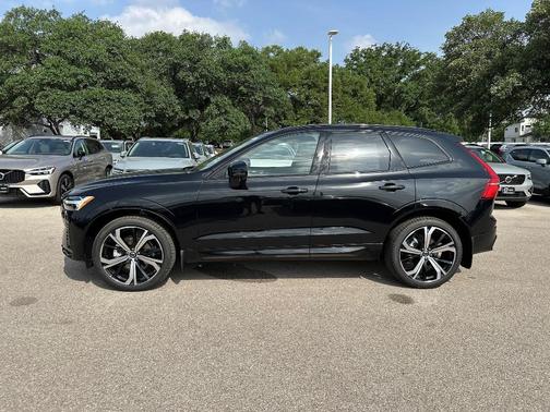 2025 Volvo XC60 B5 Ultra