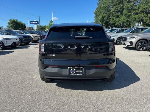 2025 Volvo EX30 Twin Motor Plus