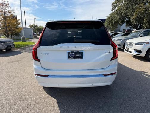 2026 Volvo XC90 B6 Ultra 7-Seater