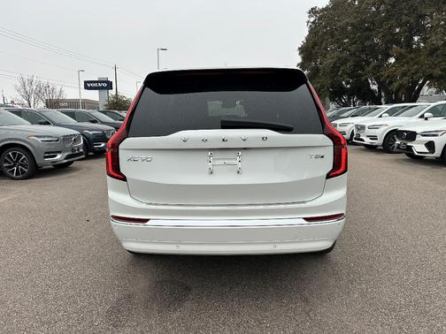 2025 Volvo XC90 Plug-In Hybrid T8 Ultra 7-Seater