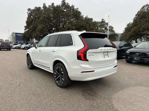 2025 Volvo XC90 Plug-In Hybrid T8 Ultra 7-Seater