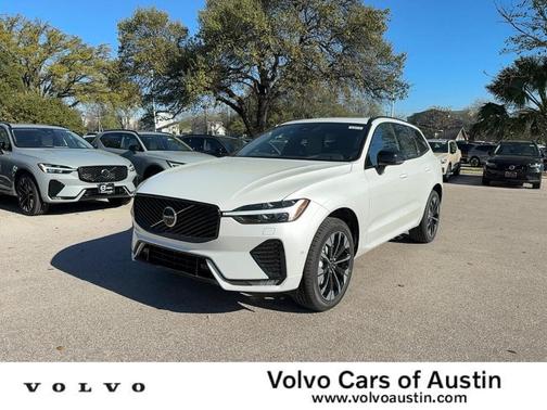 2026 Volvo XC60 B5 Plus