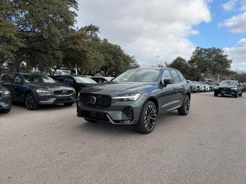 2026 Volvo XC60 B5 Ultra