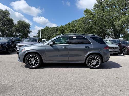 Gray Metallic 2024 Mercedes-Benz GLE 350 Base 4MATIC