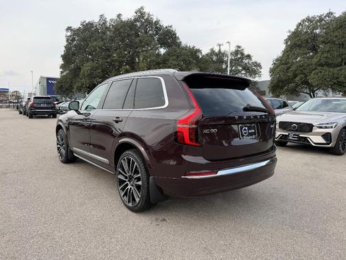 2026 Volvo XC90 B6 Ultra 7-Seater