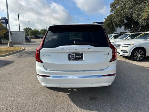 2026 Volvo XC90 B6 Ultra 7-Seater