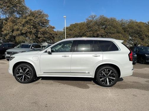 2025 Volvo XC90 Plug-In Hybrid T8 Core 7-Seater