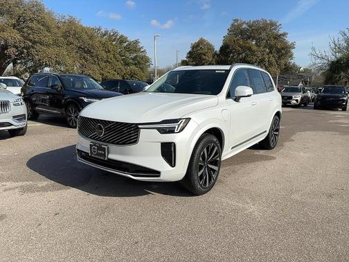 2025 Volvo XC90 Plug-In Hybrid T8 Core 7-Seater