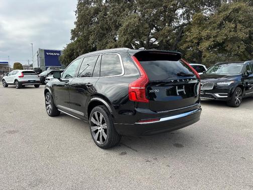 2025 Volvo XC90 Plug-In Hybrid T8 Plus 7-Seater