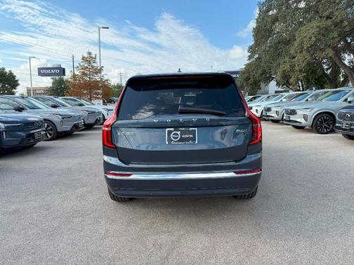2026 Volvo XC90 B6 Plus 7-Seater