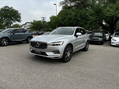 2019 Volvo XC60 Recharge Plug-In Hybrid T8 Inscription