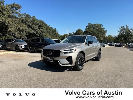 2026 Volvo XC60 B5 Ultra