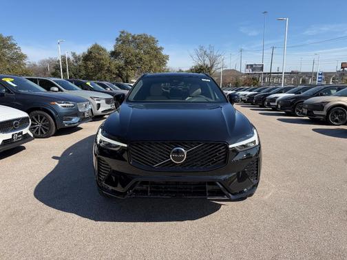 2026 Volvo XC60 B5 Core