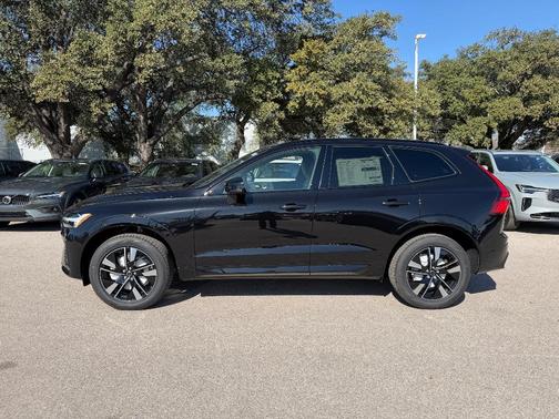 2026 Volvo XC60 B5 Core