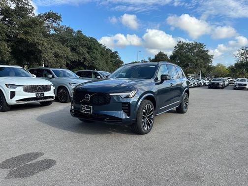 2026 Volvo XC90 B6 Ultra Dark Theme 7-Seater