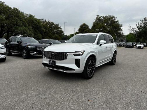 2025 Volvo XC90 Plug-In Hybrid T8 Plus 7-Seater
