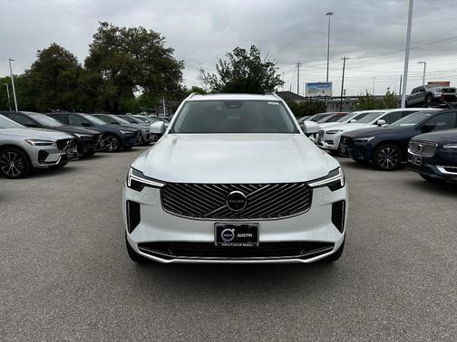 2025 Volvo XC90 Plug-In Hybrid T8 Plus 7-Seater