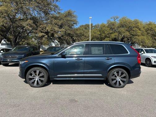 2025 Volvo XC90 B6 Plus 6-Seater