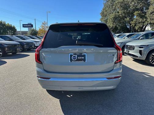 2026 Volvo XC90 B5 Core