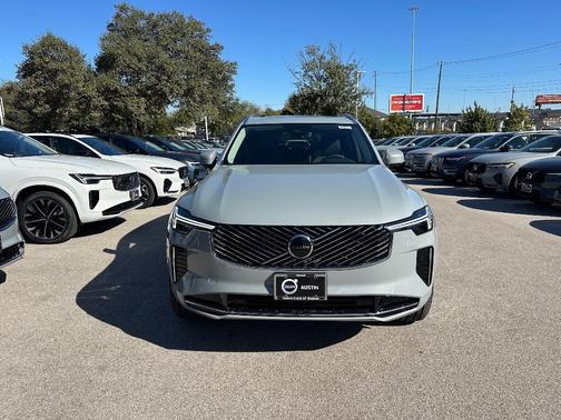 2026 Volvo XC90 B5 Core