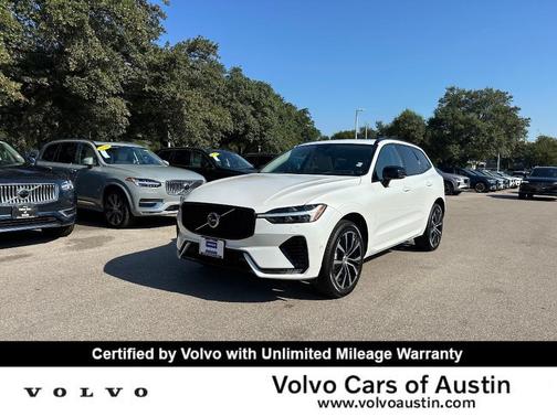 2024 Volvo XC60 B5 Plus Dark Theme