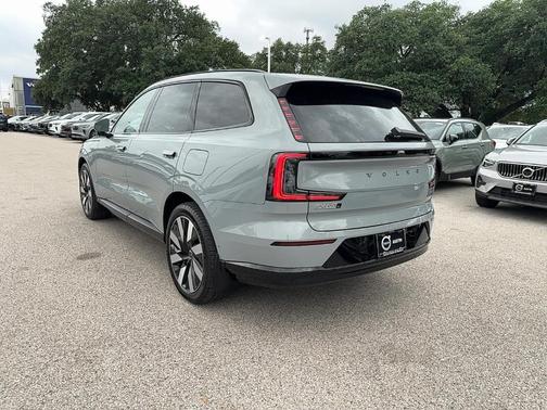 2025 Volvo EX90 Twin Motor Ultra