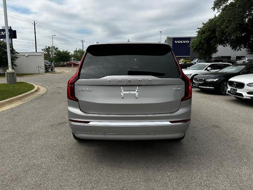 2025 Volvo XC90 Plug-In Hybrid T8 Plus 7-Seater