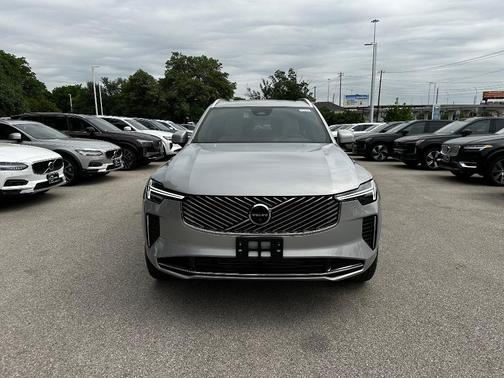 2025 Volvo XC90 Plug-In Hybrid T8 Plus 7-Seater