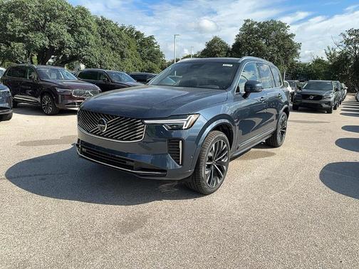 2026 Volvo XC90 B6 Plus 7-Seater