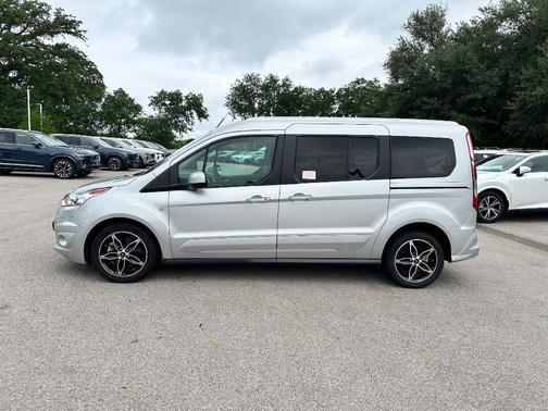 2018 Ford Transit Connect Titanium w/Rear Liftgate