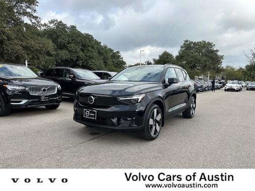 2026 Volvo EX40 Twin Motor Plus