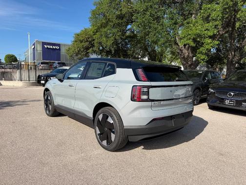 Vapour Grey 2026 Volvo EX30 SINGLE MOTOR PLUS