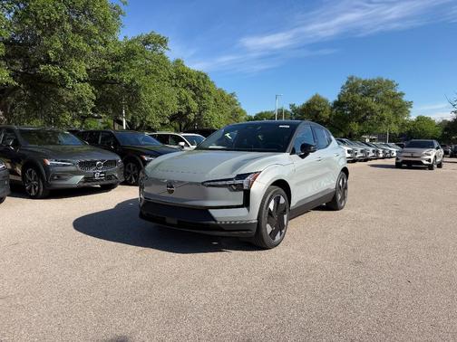 Vapour Grey 2026 Volvo EX30 SINGLE MOTOR PLUS