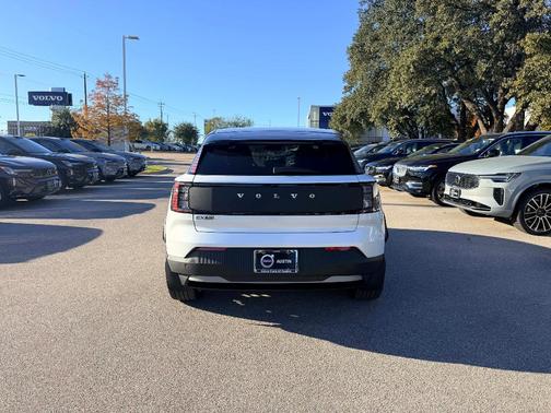 2026 Volvo EX30 TWIN MOTOR CROSS COUNTRY ULTRA