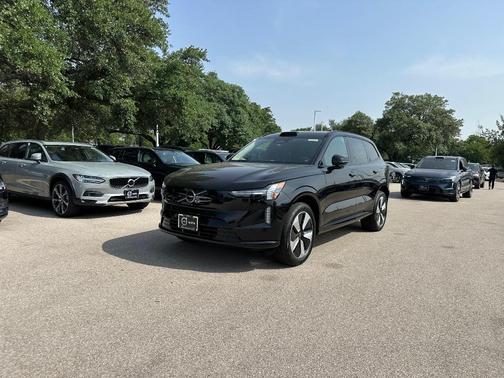 2025 Volvo EX90 Twin Motor Plus