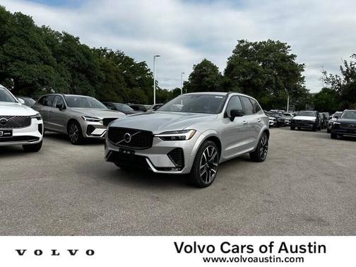 2025 Volvo XC60 B5 Ultra