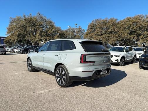 2025 Volvo EX90 Twin Motor Ultra