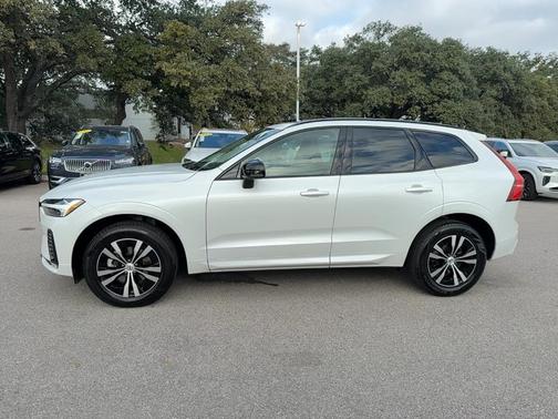 2025 Volvo XC60 B5 Core