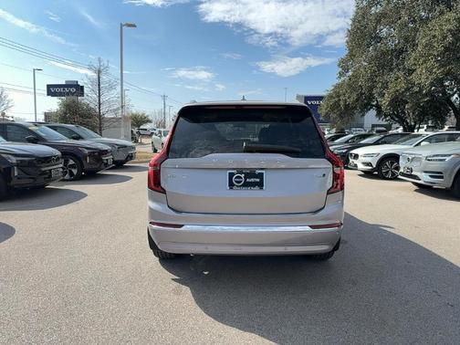 2026 Volvo XC90 B6 Ultra 7-Seater