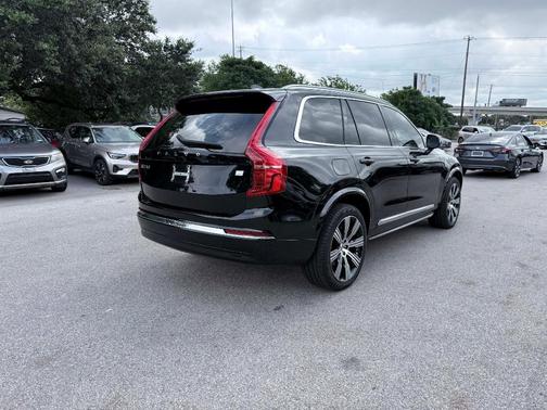 Onyx Black 2024 Volvo XC90 Recharge Plug-In Hybrid T8 Plus Bright Theme 7-Seater