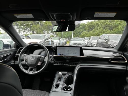 2023 Toyota Crown Limited