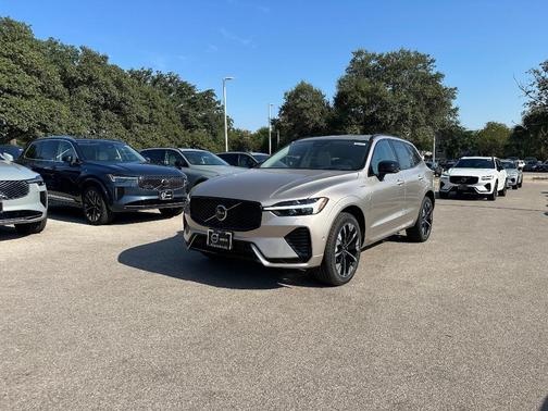 2026 Volvo XC60 Plug-In Hybrid T8 Ultra