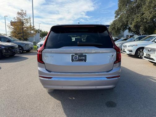 2026 Volvo XC90 B6 Plus 7-Seater