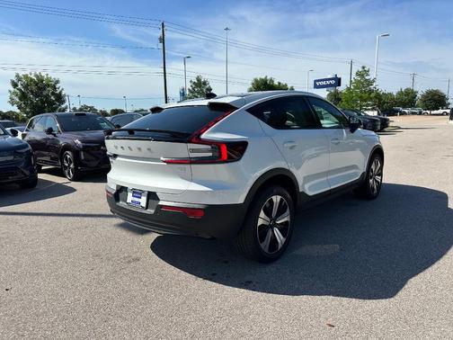 2023 Volvo C40 Recharge Pure Electric Twin Core