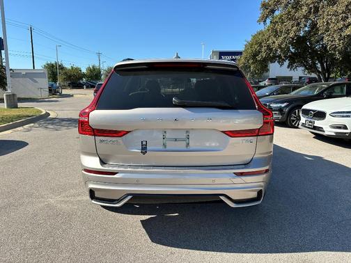 2025 Volvo XC60 Plug-In Hybrid T8 Plus