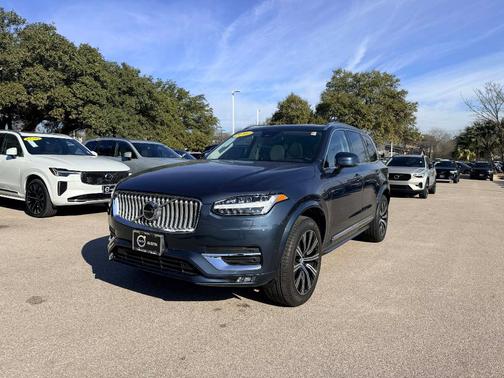 2025 Volvo XC90 B6 Plus 7-Seater