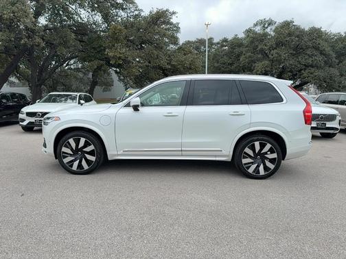 2024 Volvo XC90 Recharge Plug-In Hybrid T8 Plus Bright Theme 7-Seater