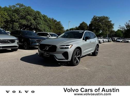 2025 Volvo XC60 B5 Ultra